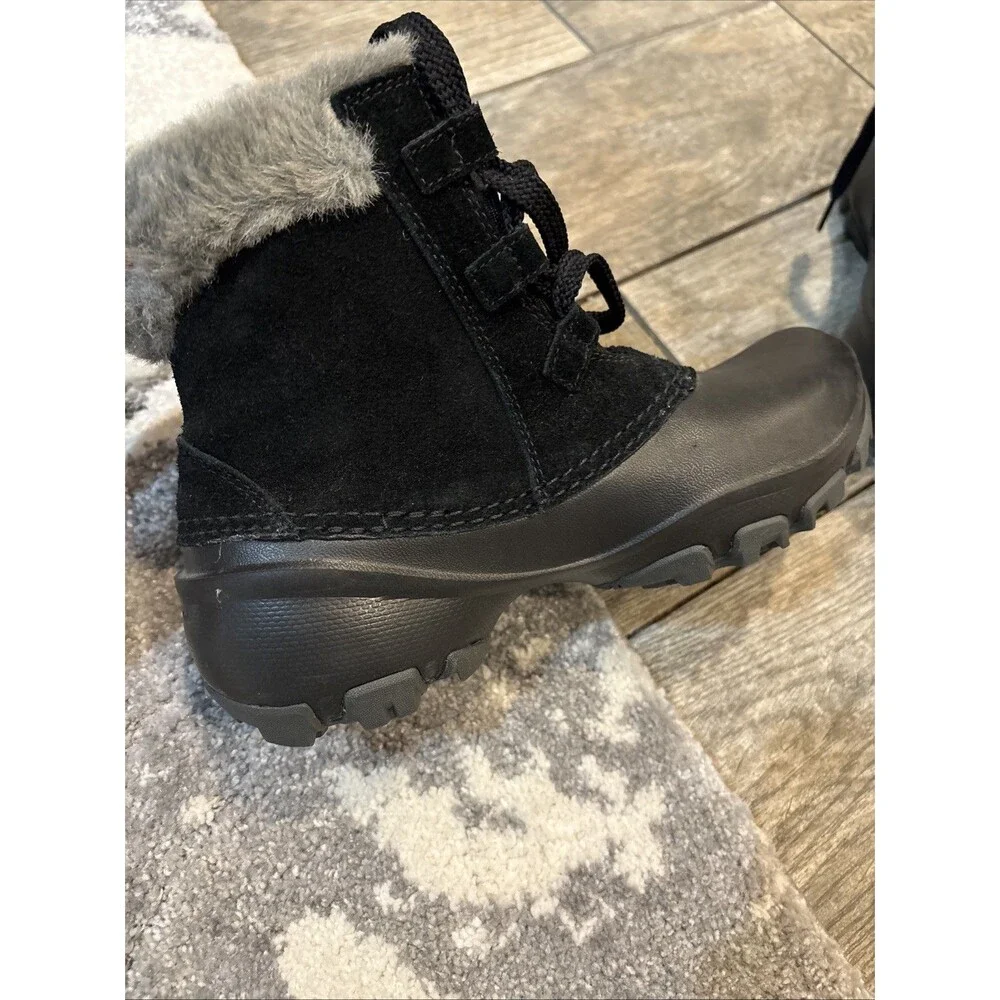 Columbia Sierra Summette Shorty Boots Women’s Size 5.5